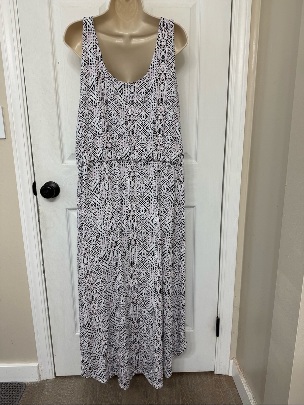 Tart 3X Printed Sleeveless Maxi Dress Pink Black Geometric Plus Size - Picture 4 of 11